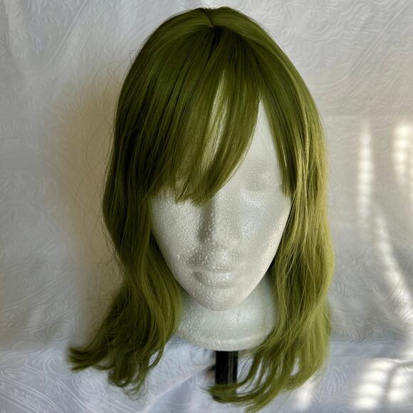 Matcha Green Shoulder Length Wavy Cosplay Wig - Picture 2 of 8